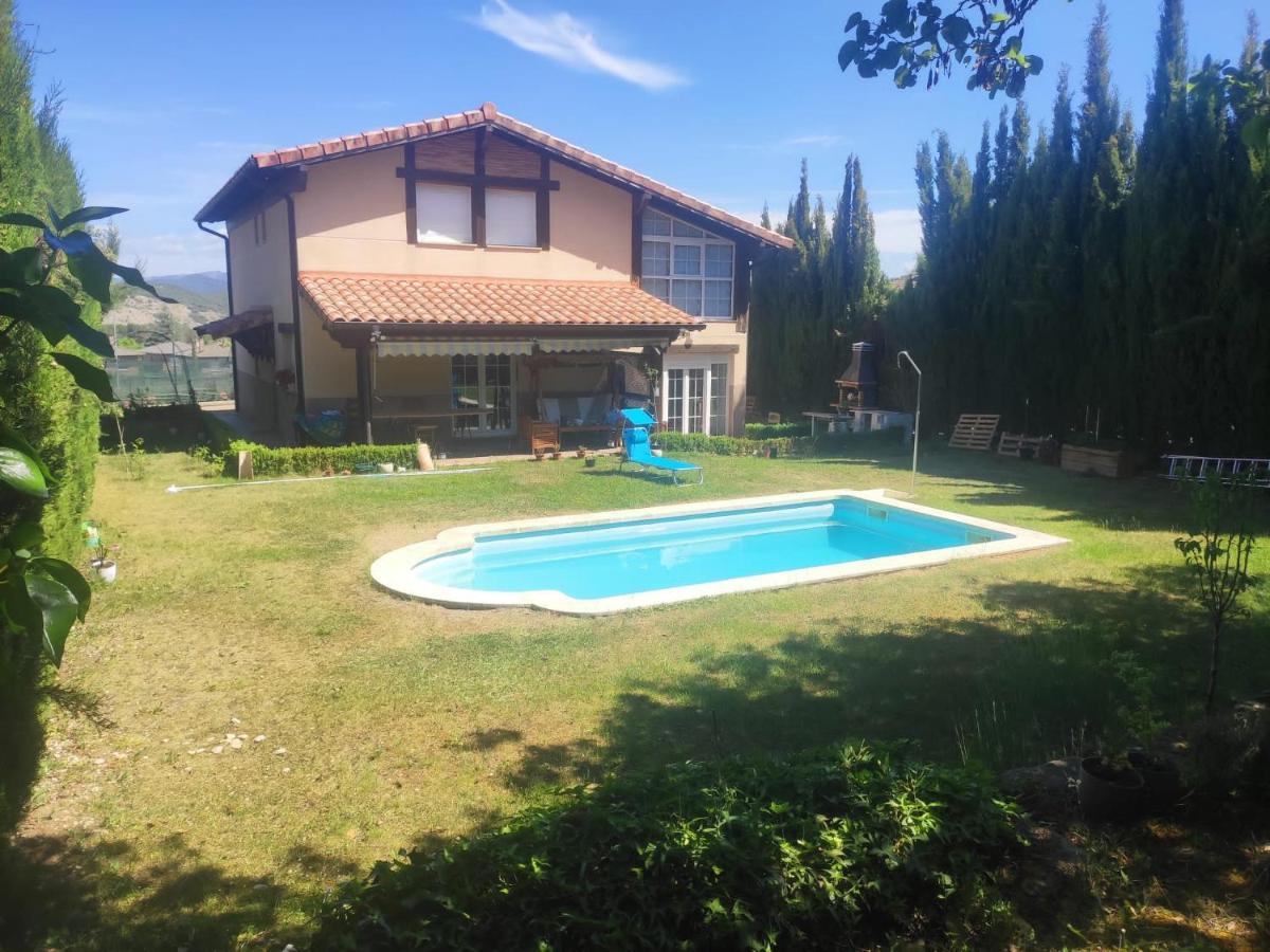 Vila Vivienda El Olivo Con Piscina Privada Y Jardin. Ayegui Exteriér fotografie